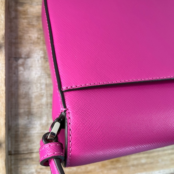 Kate Spade Sadie Envelope Crossbody Purse in Candied Plum Pink Leather - Picture 14 of 16